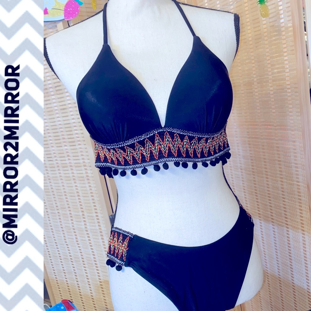 NWOT SHEIN Bikini top L bottom L
